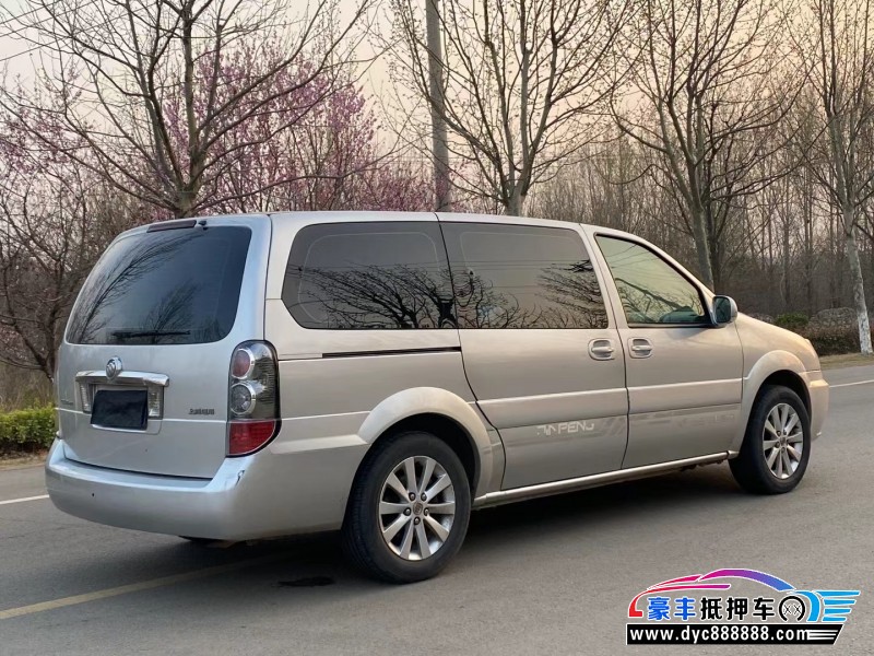 12年别克GL8SUV抵押车出售