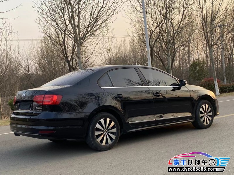 17年大众速腾轿车抵押车出售