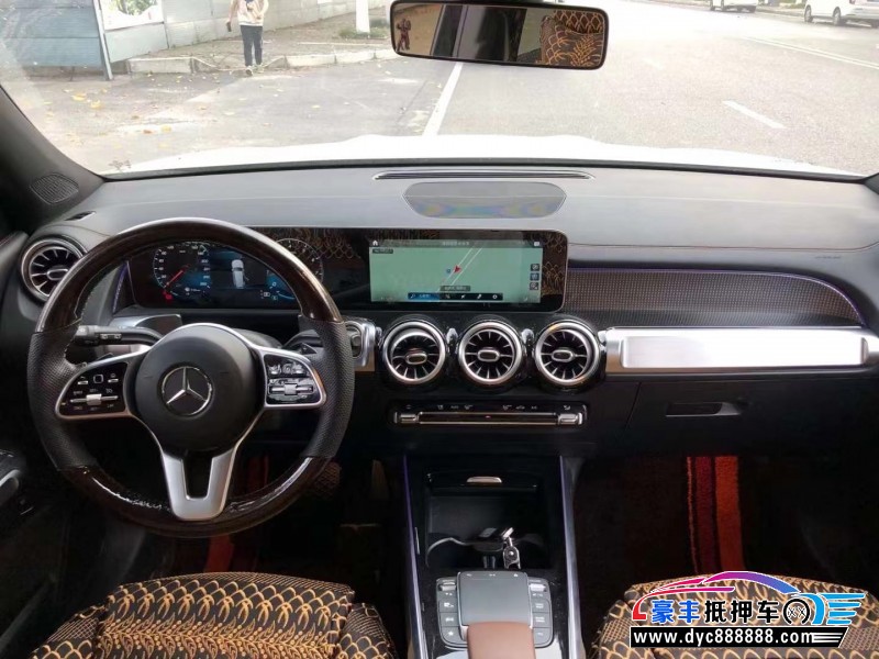 21年奔驰GLB轿车抵押车出售