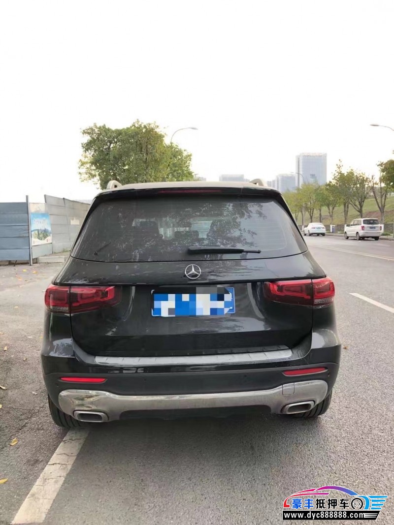 21年奔驰GLB轿车抵押车出售