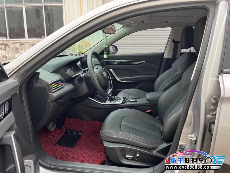 20年东风风神奕炫轿车抵押车出售