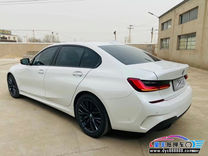 20年宝马3系轿车抵押车出售