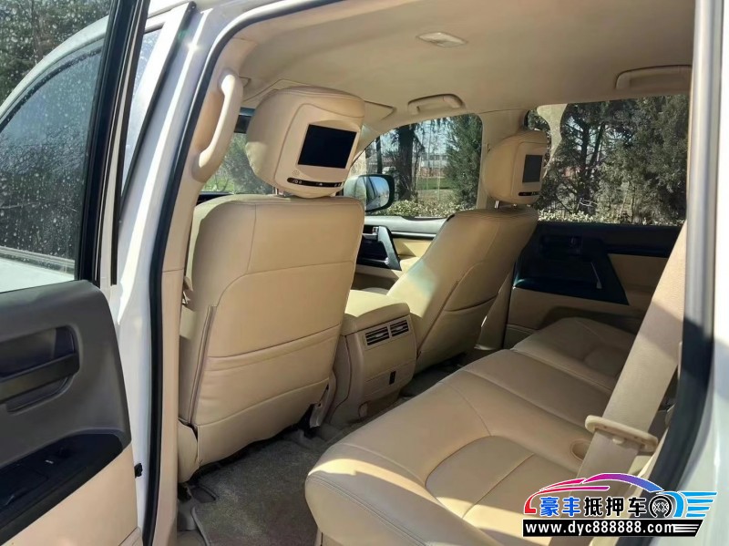 16年丰田兰德酷路泽SUV抵押车出售