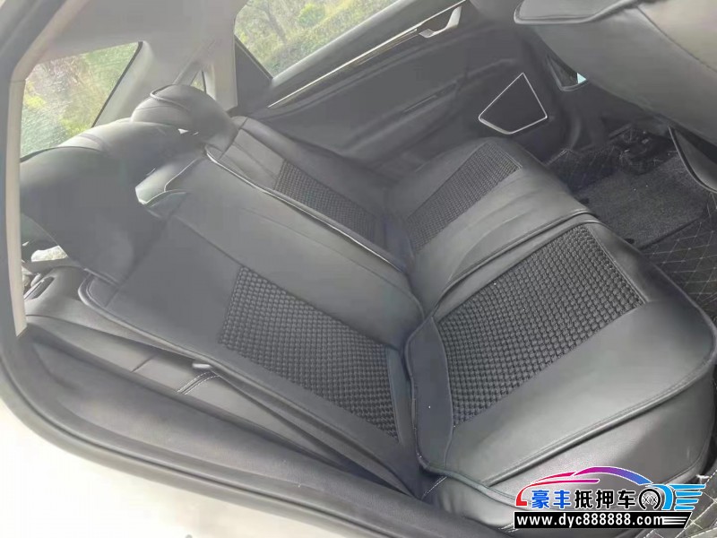 21年吉利帝豪GL轿车抵押车出售