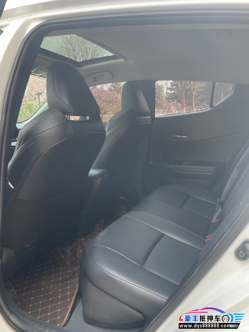 21年丰田C-HRSUV抵押车出售