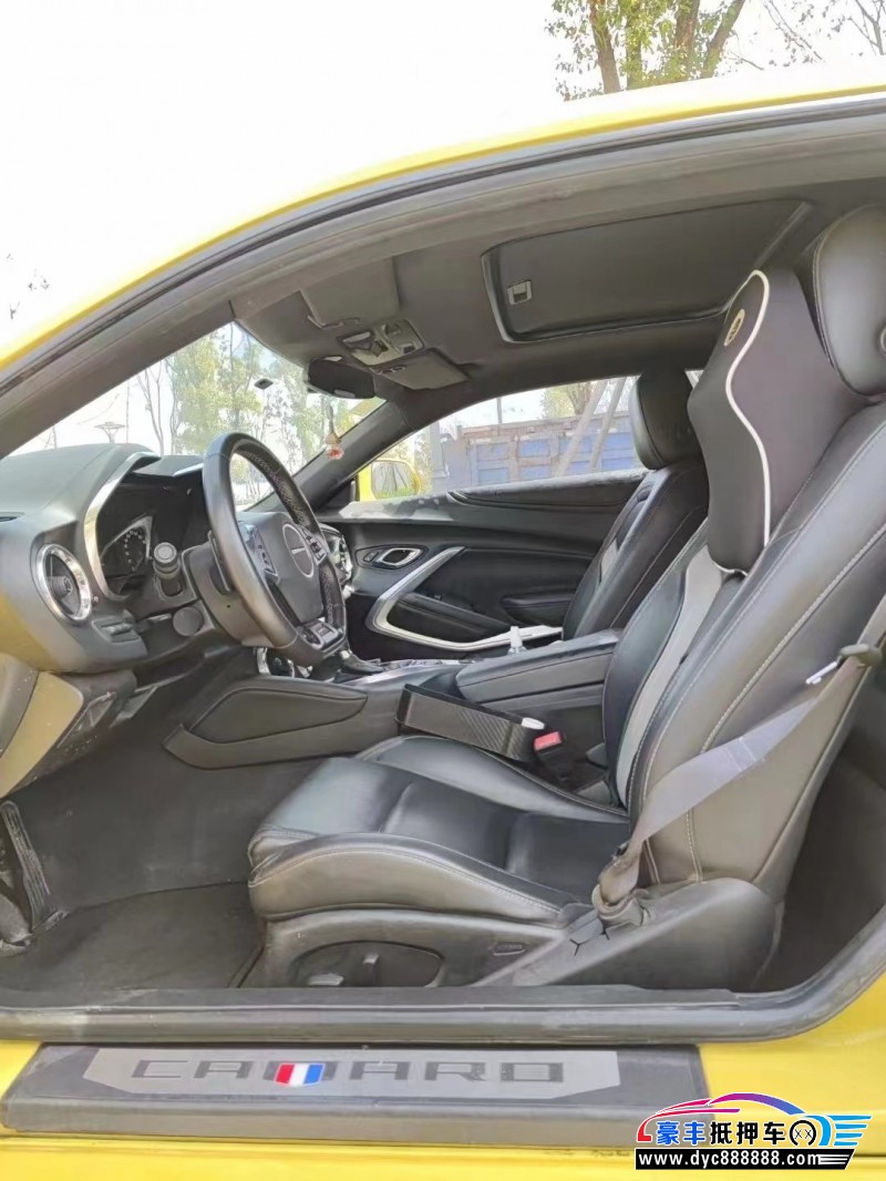 17年雪佛兰科迈罗轿车抵押车出售