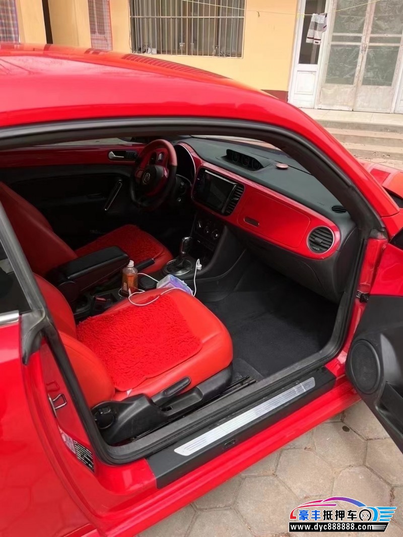 14年大众甲壳虫轿车抵押车出售