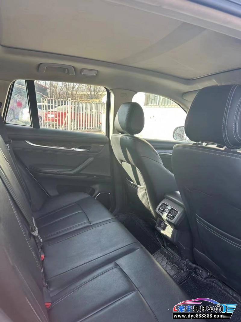 18年汉腾汽车X7SUV抵押车出售