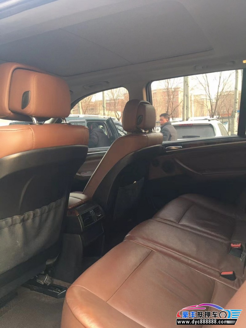 13年宝马X5SUV抵押车出售