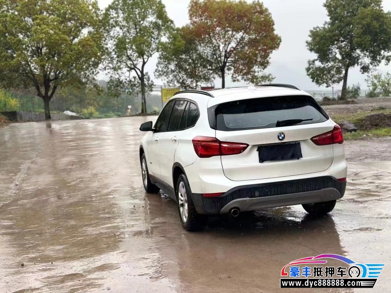 17年宝马X1SUV抵押车出售