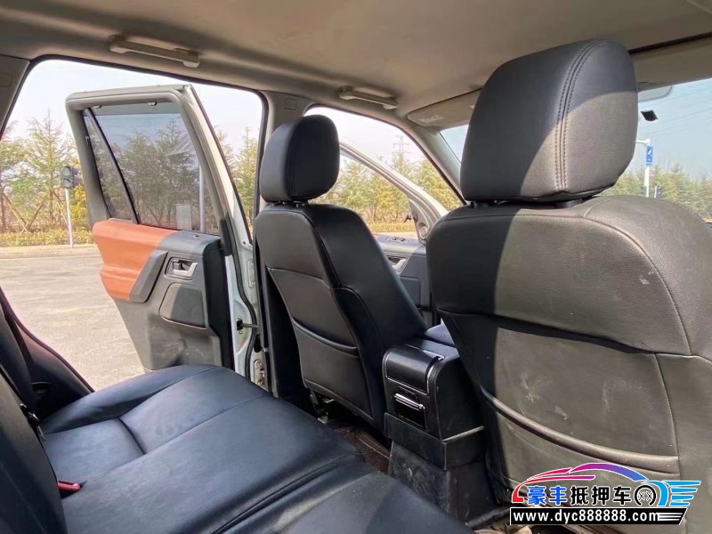 13年路虎神行者SUV抵押车出售