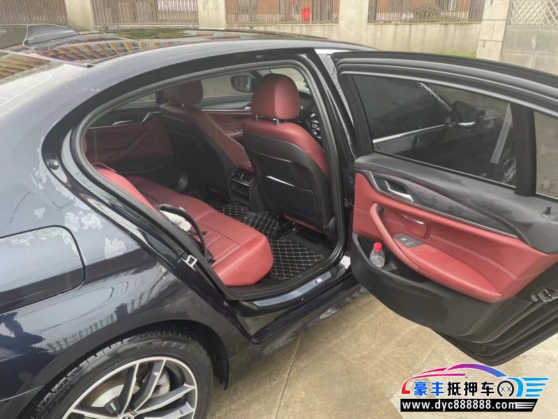 21年宝马5系轿车抵押车出售