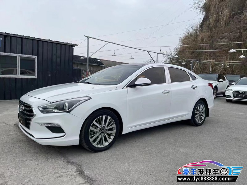 17年现代名图轿车抵押车出售