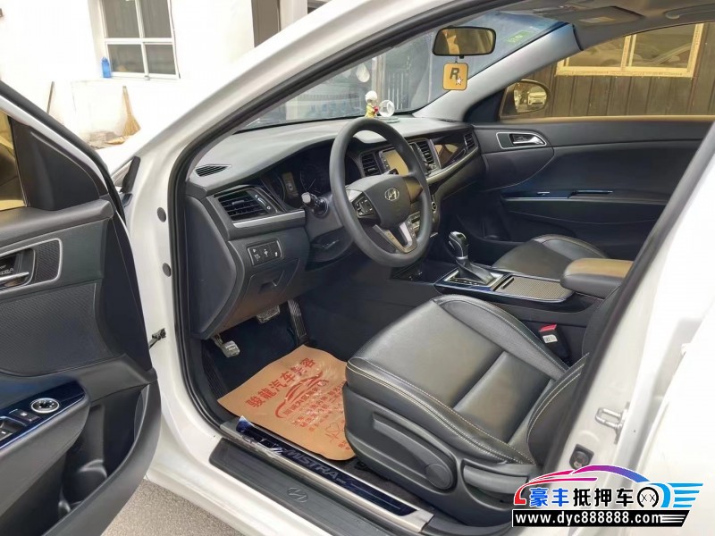 17年现代名图轿车抵押车出售