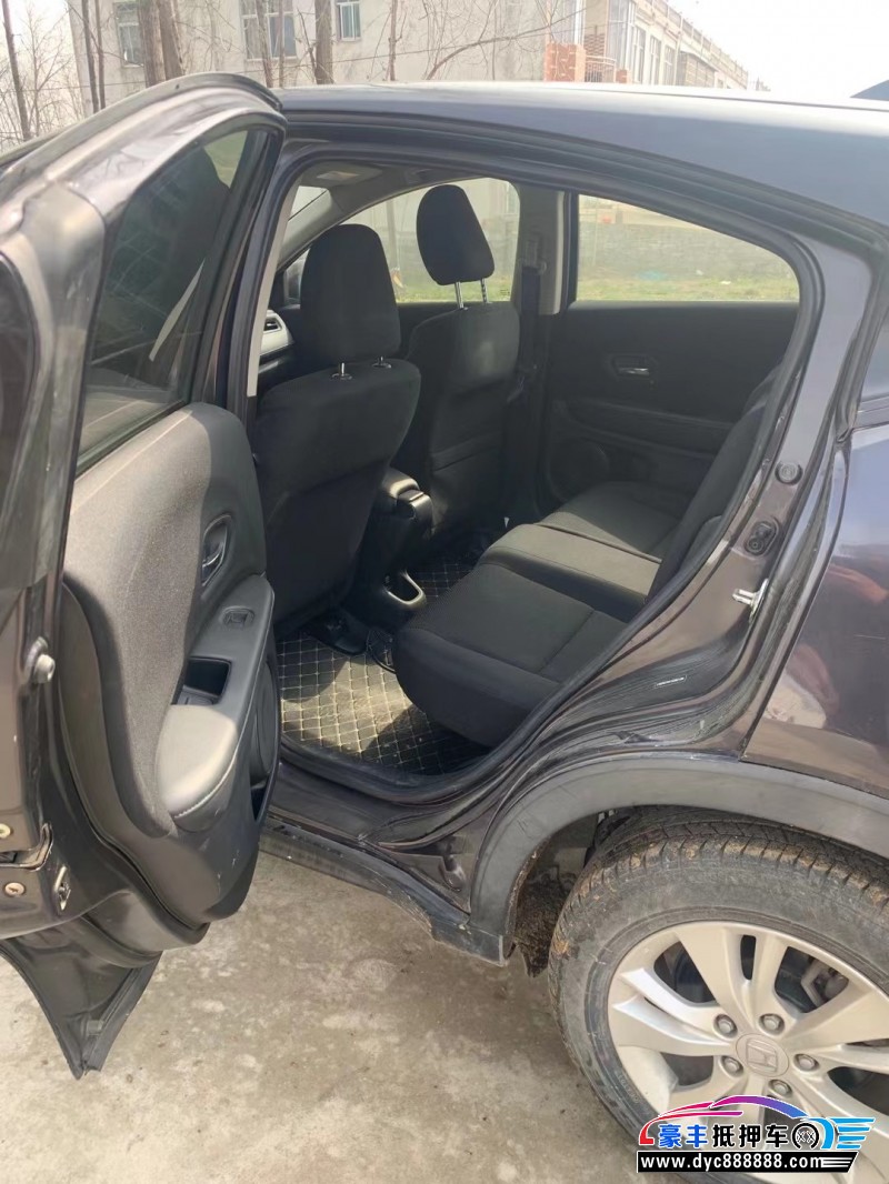 17年本田缤智轿车抵押车出售