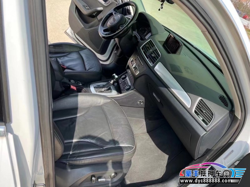 16年奥迪Q3轿车抵押车出售