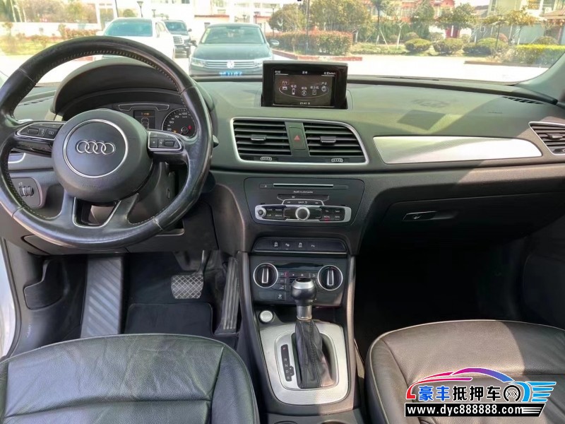 16年奥迪Q3轿车抵押车出售