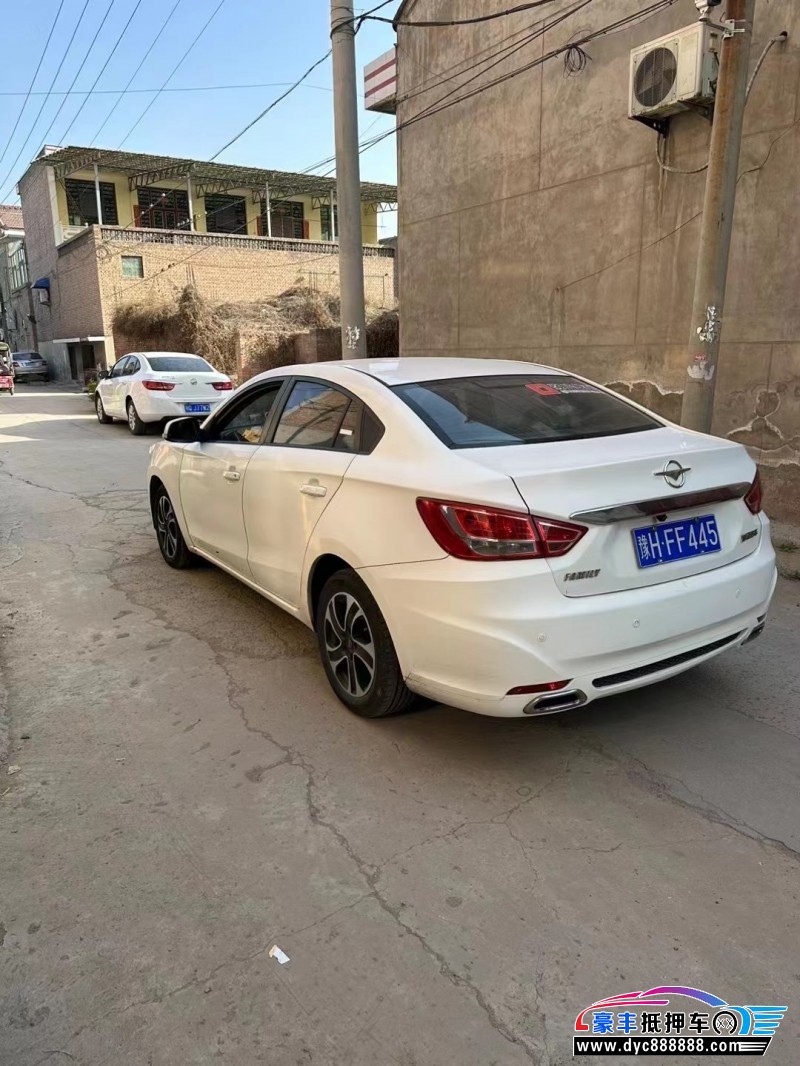 16年海马M5轿车抵押车出售