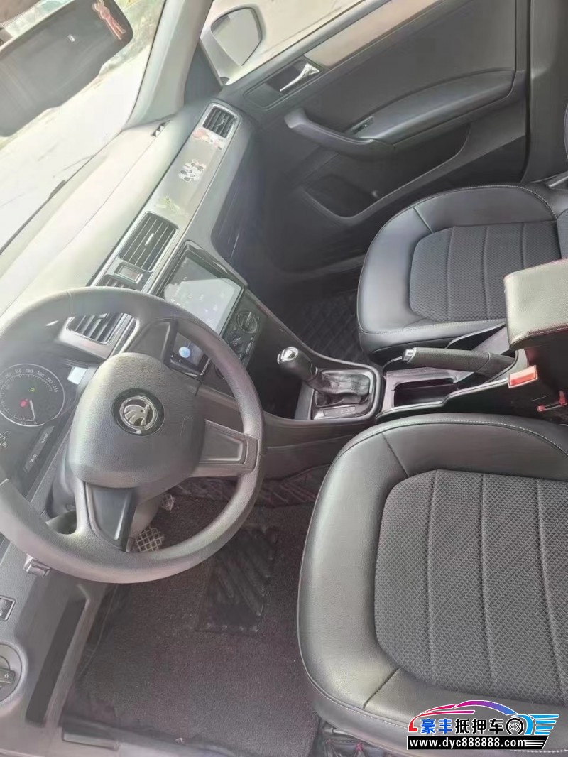 16年斯柯达明锐轿车抵押车出售