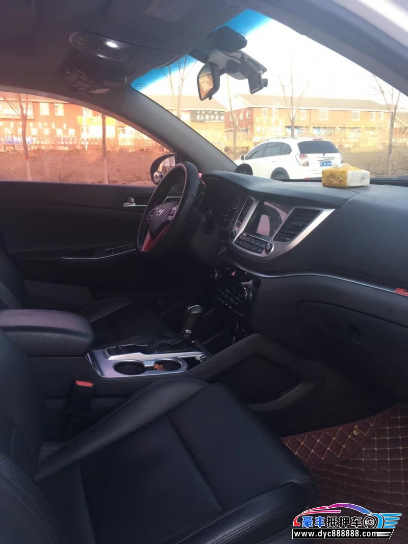 15年现代途胜SUV抵押车出售