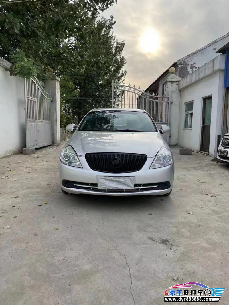 16年别克凯越轿车抵押车出售