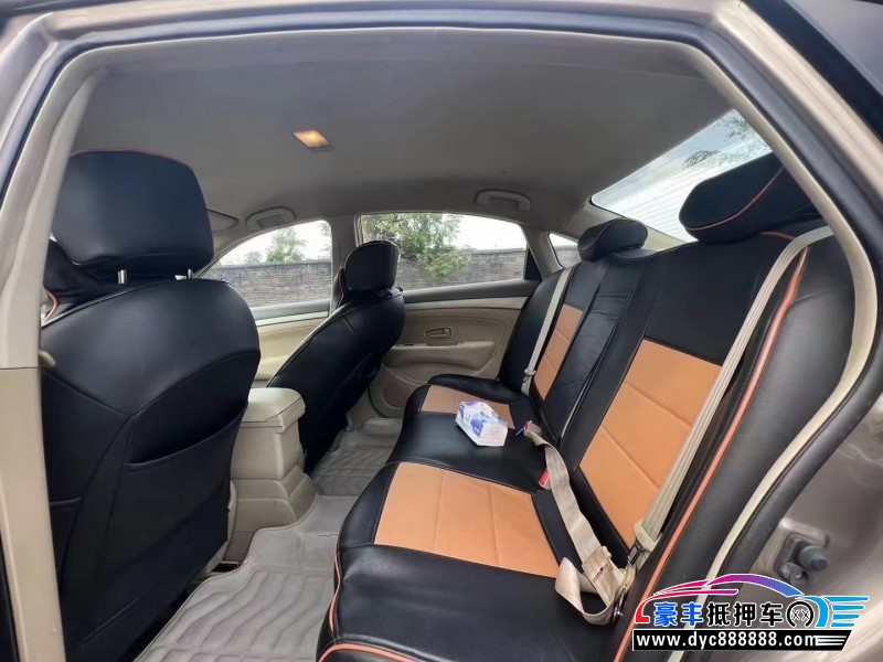 14年日产轩逸轿车抵押车出售