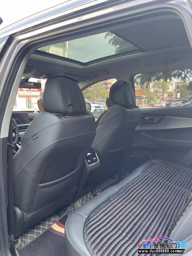 21年奇瑞瑞虎7轿车抵押车出售