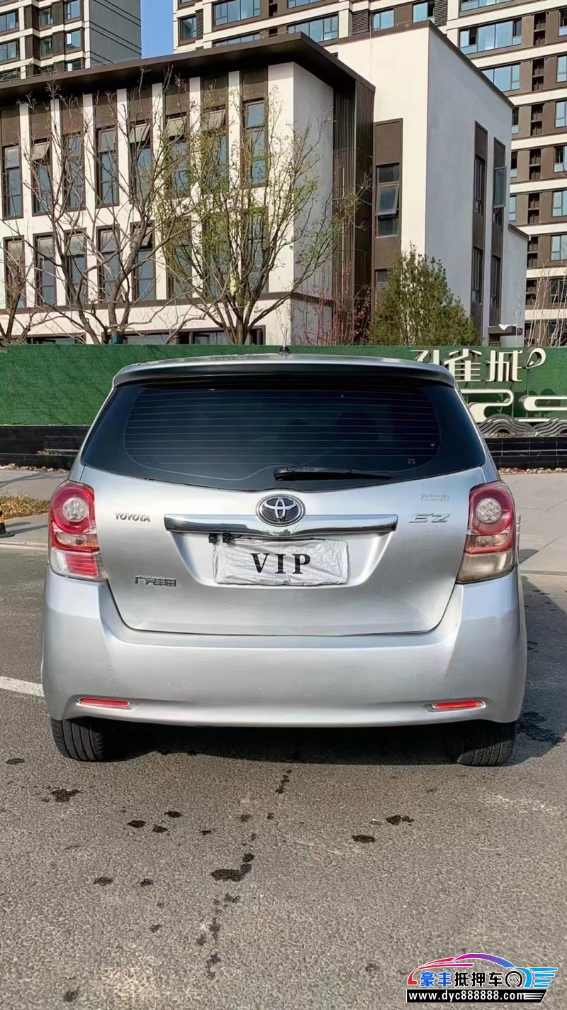 12年丰田逸致轿车抵押车出售