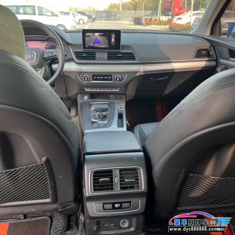 21年奥迪Q5轿车抵押车出售
