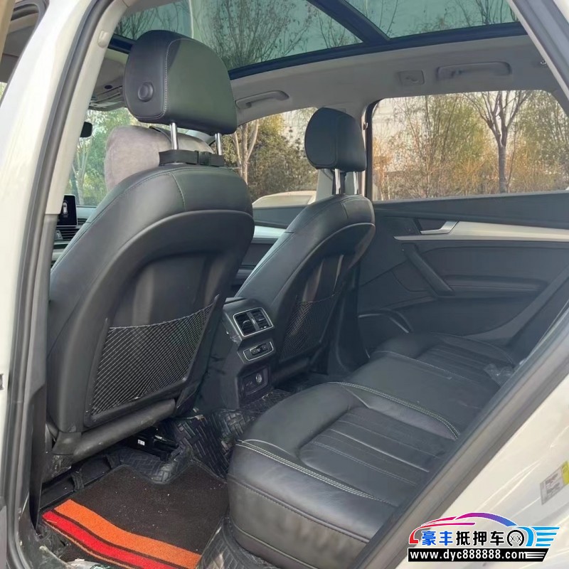 21年奥迪Q5轿车抵押车出售