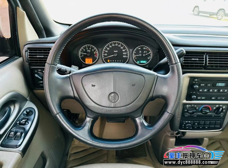 10年别克GL8MPV抵押车出售