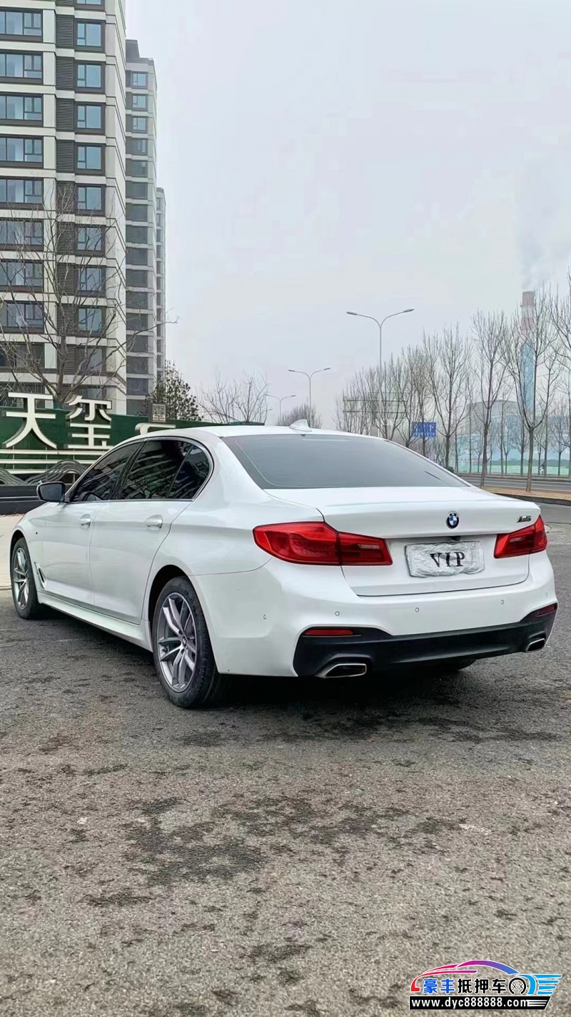 20年宝马5系轿车抵押车出售