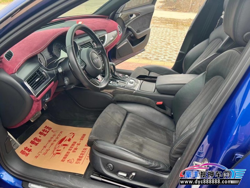 17年奥迪S6轿车抵押车出售