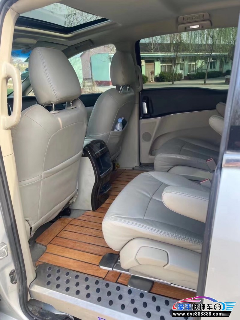 15年别克GL8MPV抵押车出售