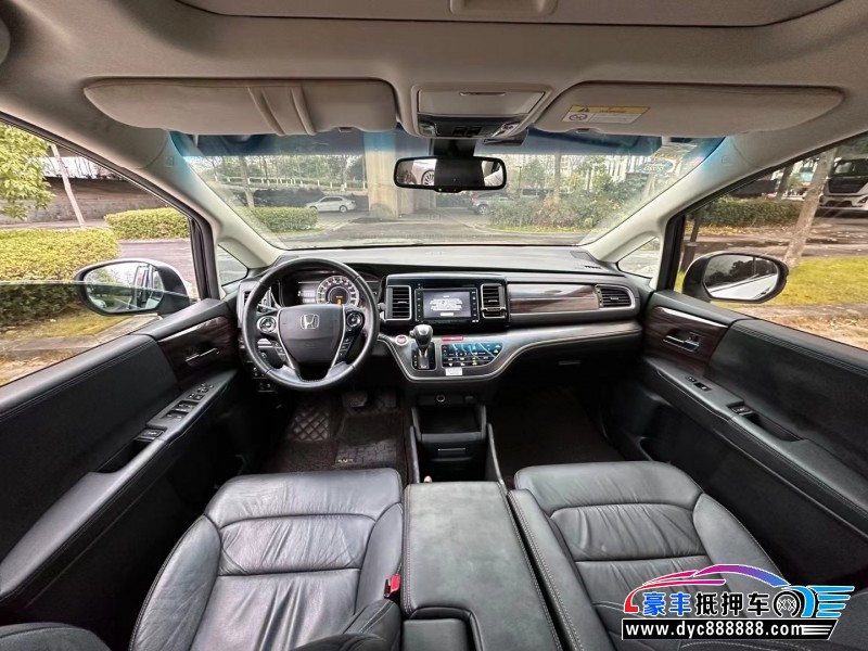 18年本田艾力绅MPV抵押车出售