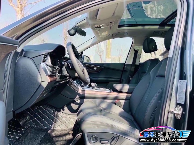 21年奥迪Q7轿车抵押车出售