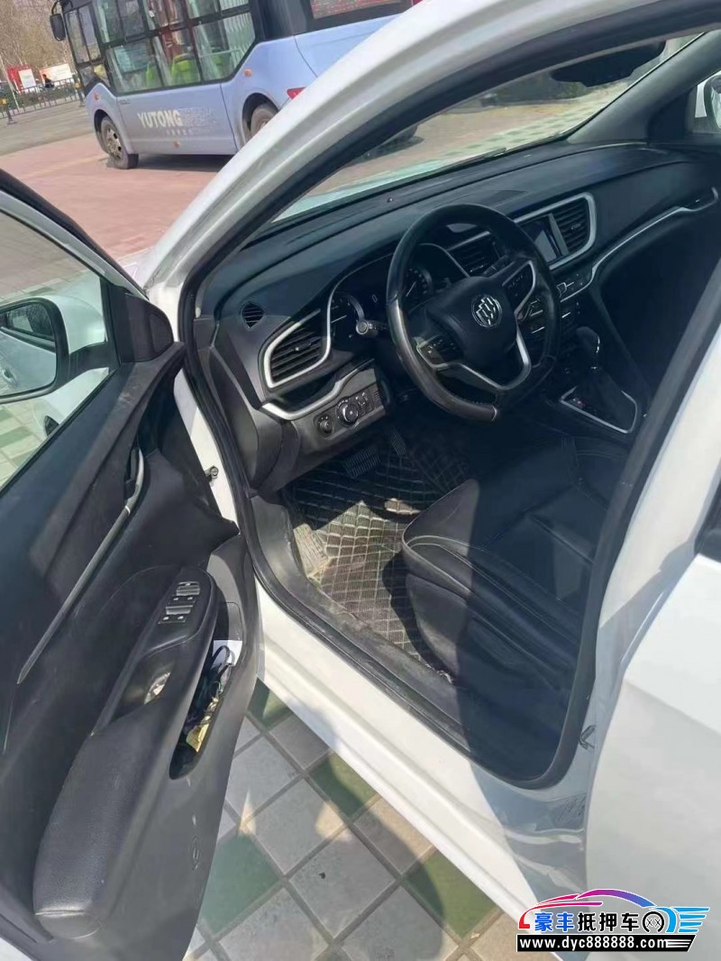 19年别克英朗轿车抵押车出售