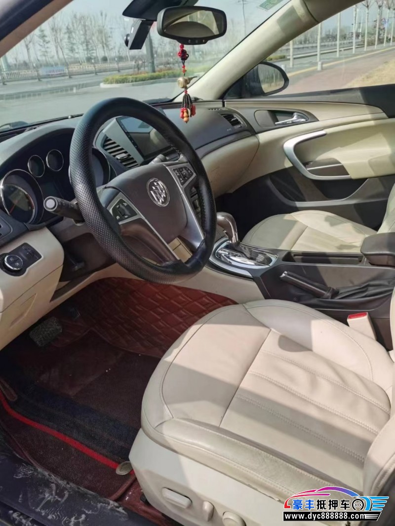 12年别克君威轿车抵押车出售