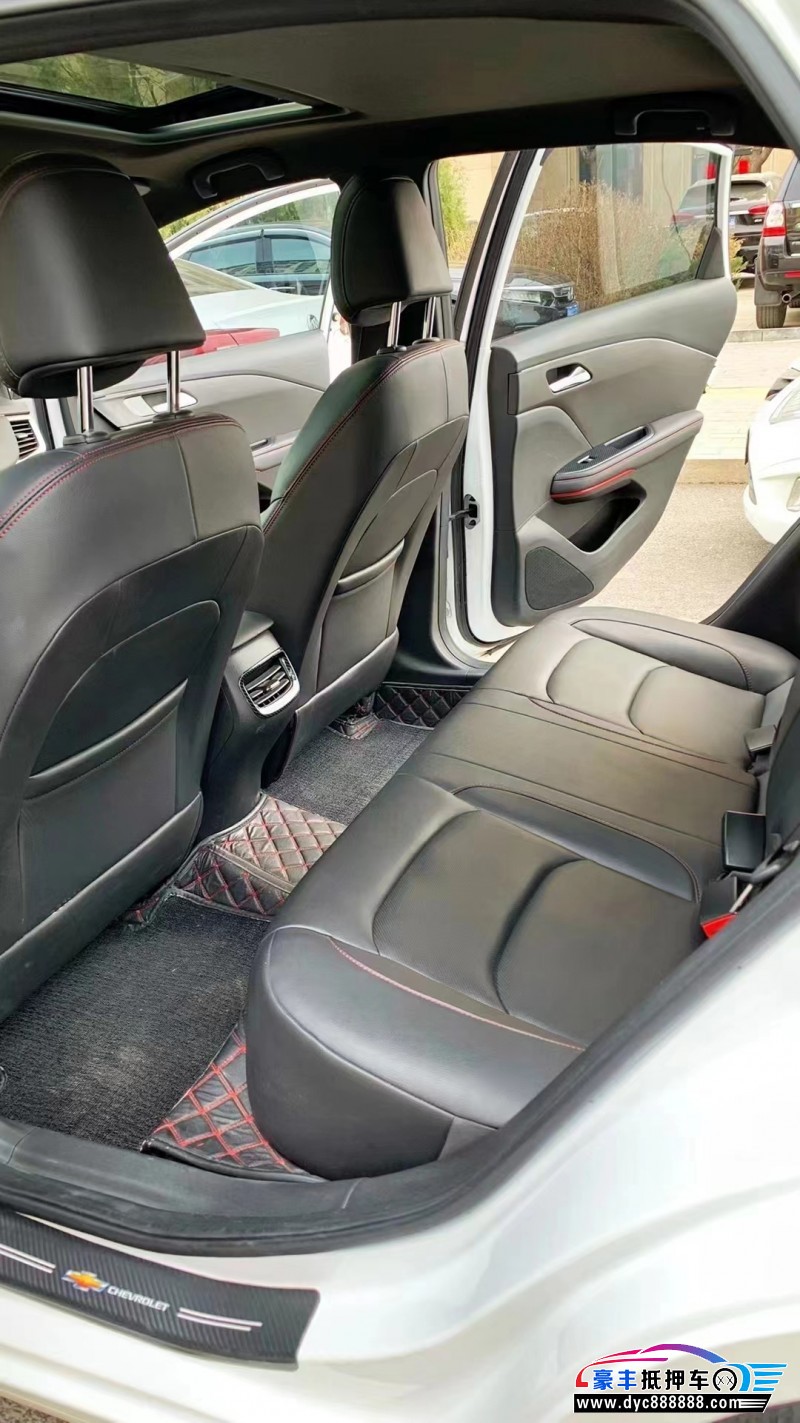 22年雪佛兰科鲁泽轿车抵押车出售