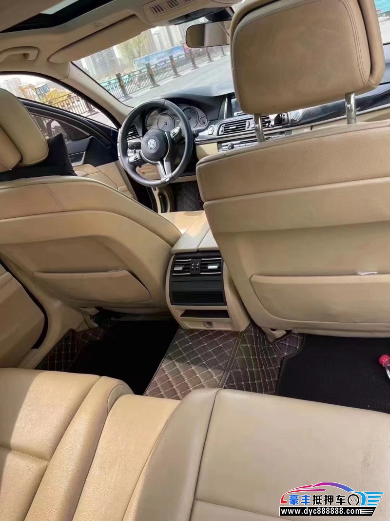 13年宝马5系轿车抵押车出售