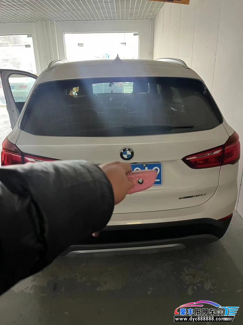 19年宝马X1SUV抵押车出售