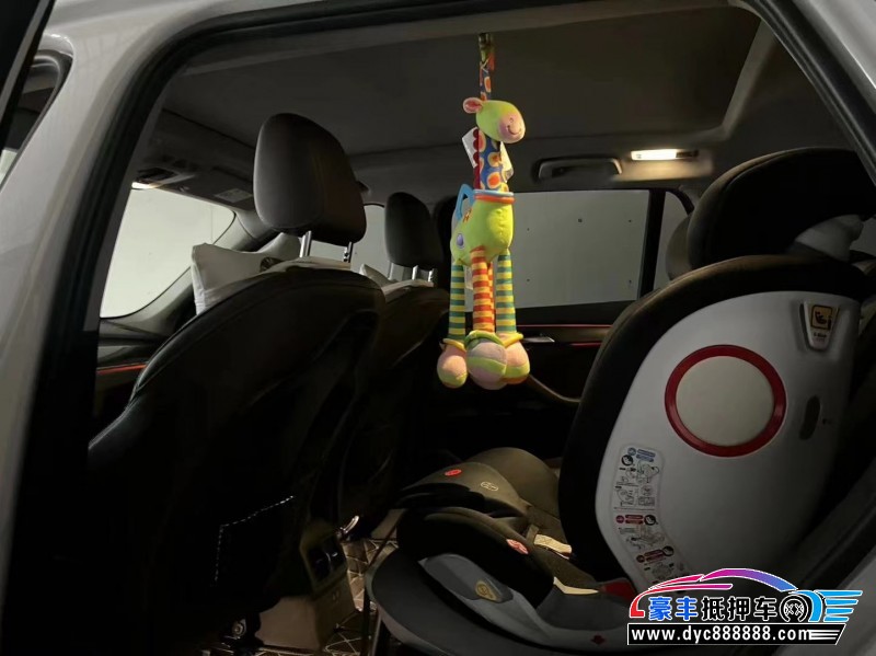 19年宝马X1SUV抵押车出售