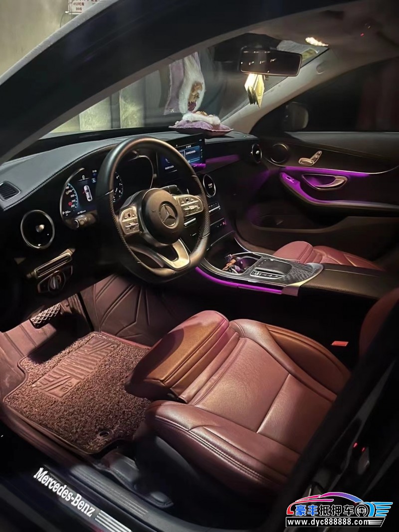 21年奔驰C轿车抵押车出售