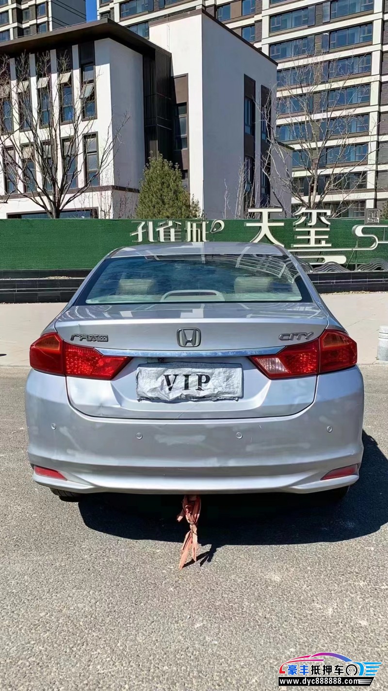 16年本田锋范轿车抵押车出售