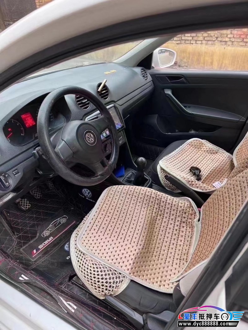 16年大众捷达轿车抵押车出售