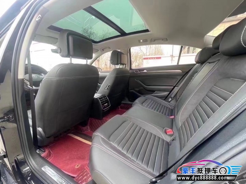 21年大众迈腾轿车抵押车出售