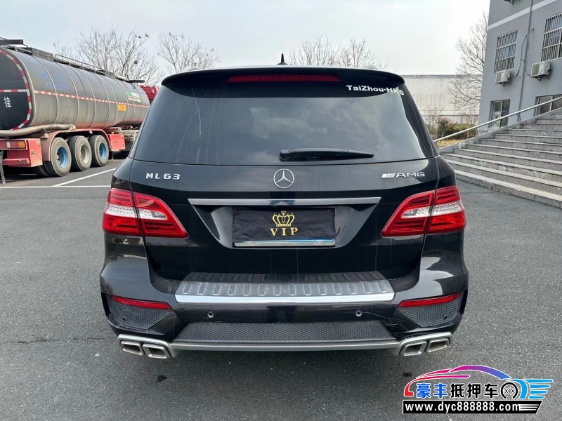 12年奔驰ML轿车抵押车出售