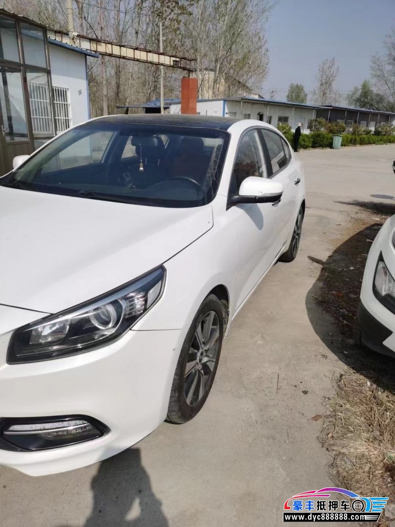 17年起亚K4轿车抵押车出售