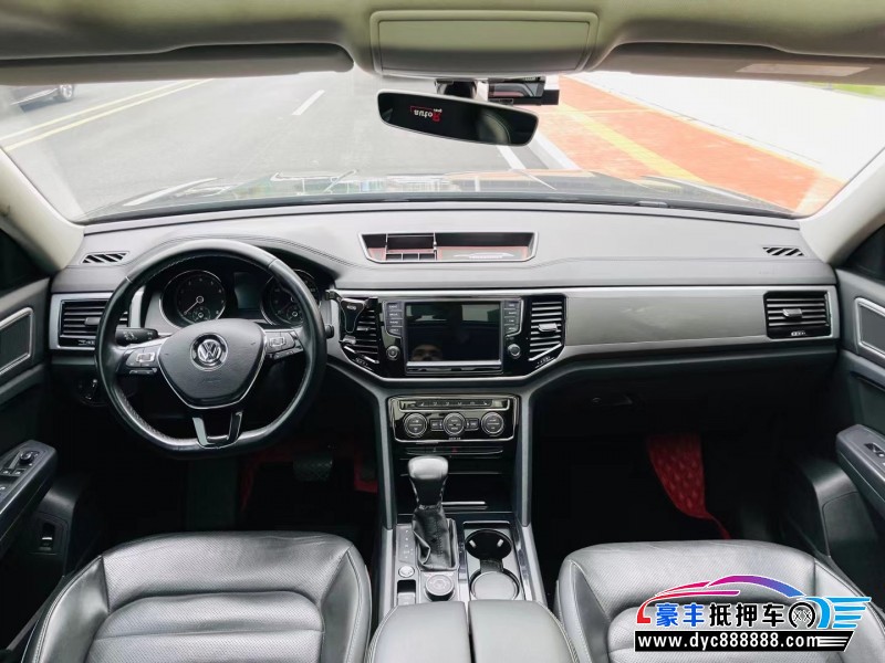 17年大众途昂轿车抵押车出售