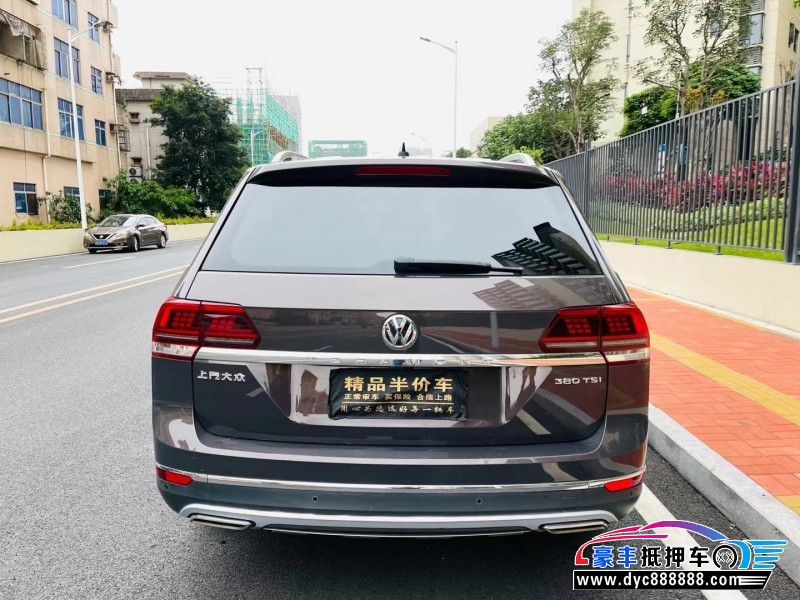 17年大众途昂轿车抵押车出售